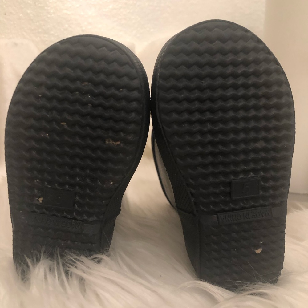 SOLD!!!! Hunter rain boots - Picture 3 of 5